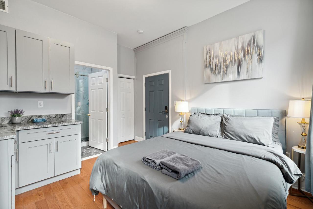 Apartment At Luna On Wallace Philadelphia