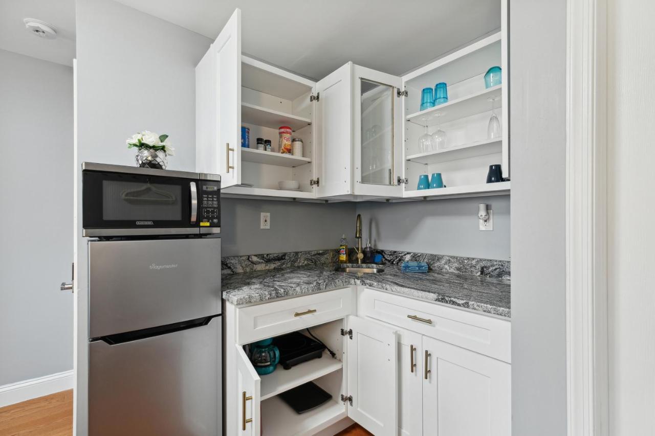 Apartment At Luna On Wallace