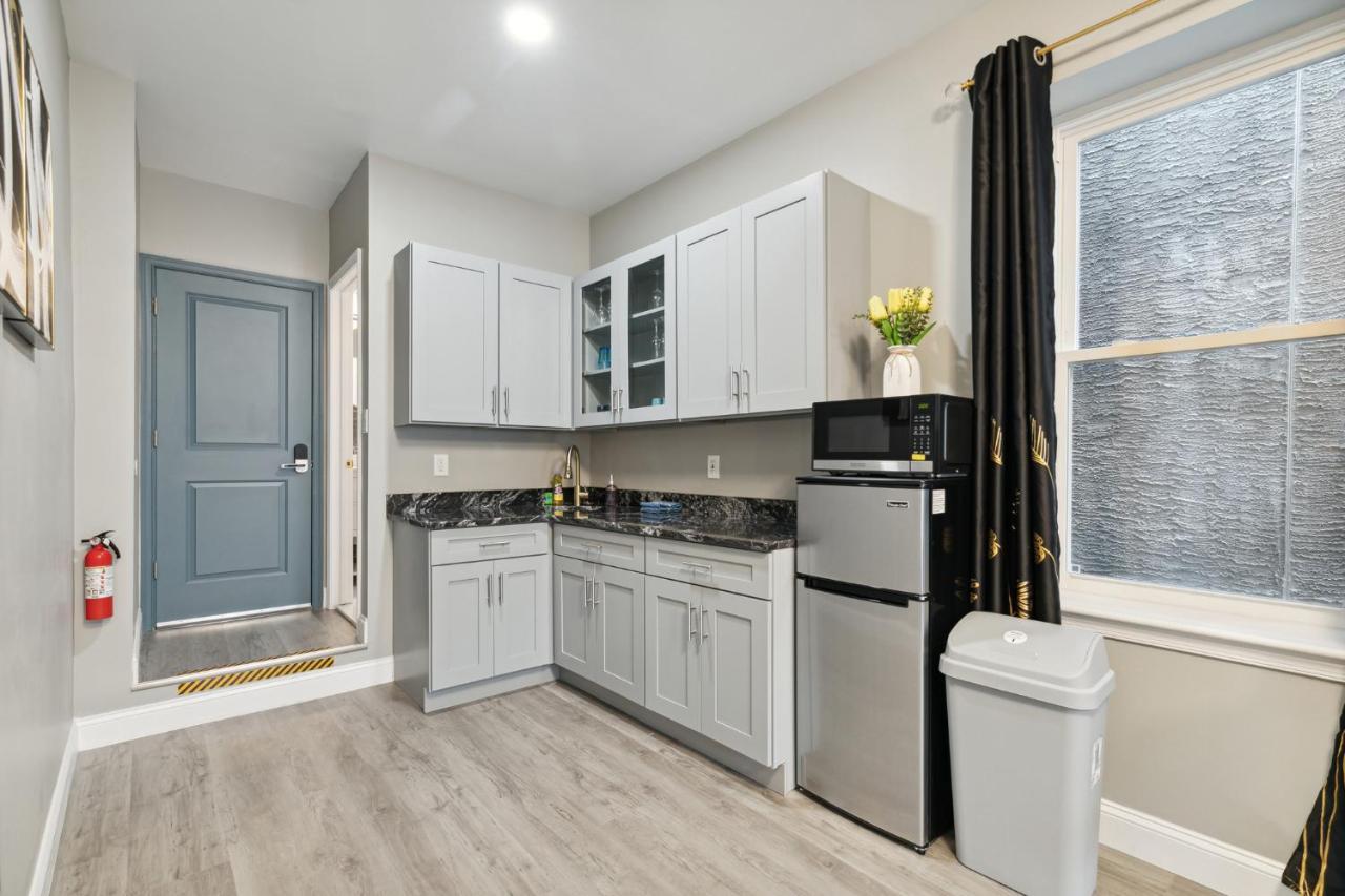 Apartment At Luna On Wallace Philadelphia