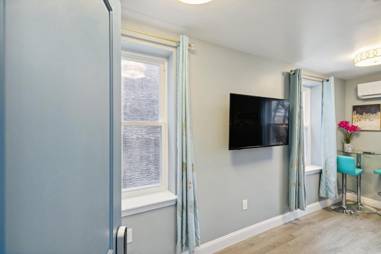 Apartment At Luna On Wallace